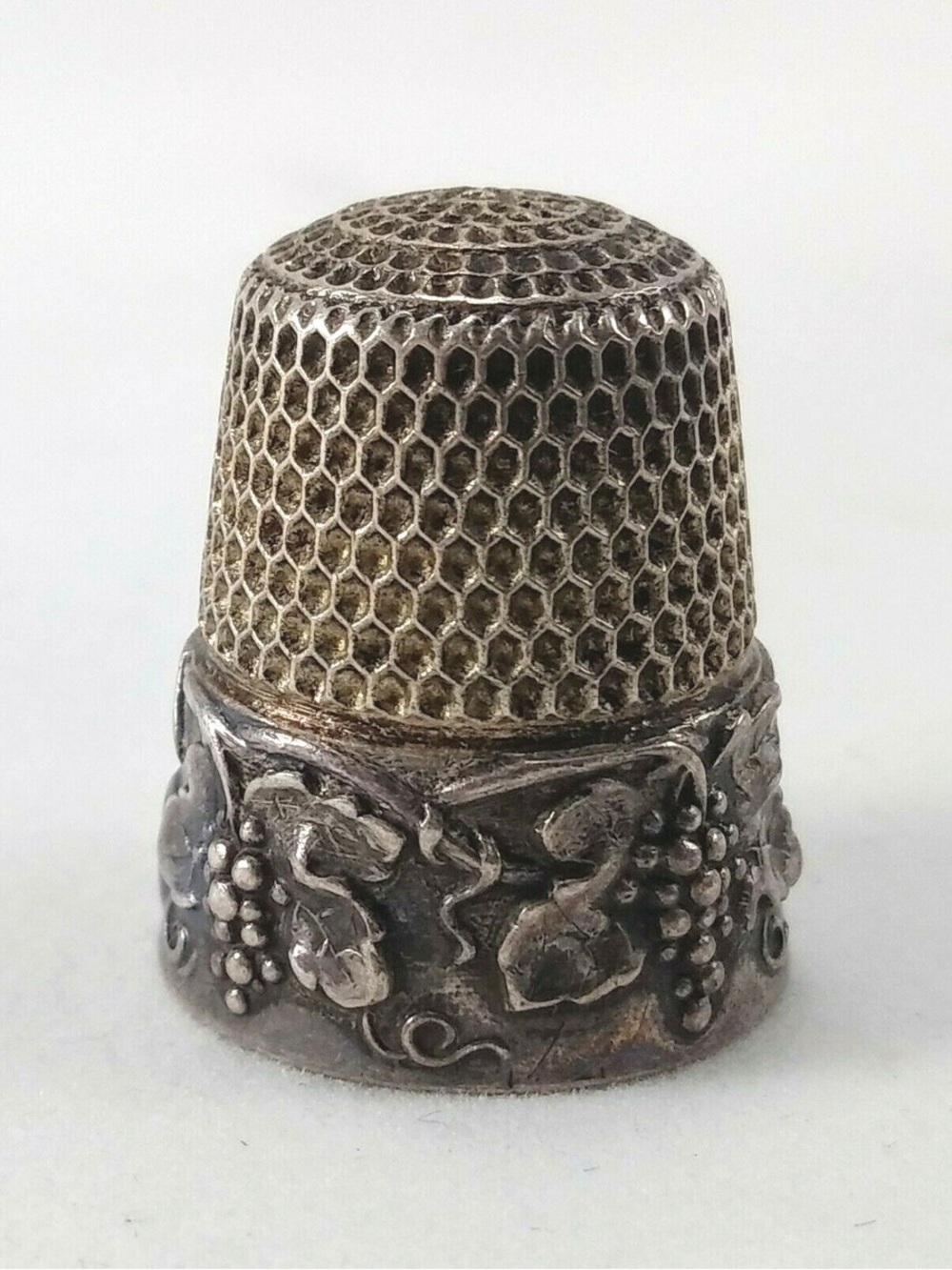 Antique Grapevine Thimble Simons Bros Sterling Silver Grape Thimble Size 9